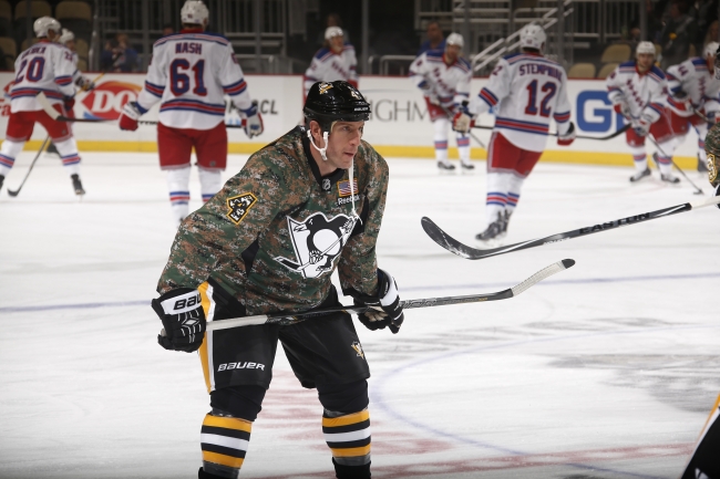 Penguins To Hold Military Appreciation Game On Veterans Day - CBS